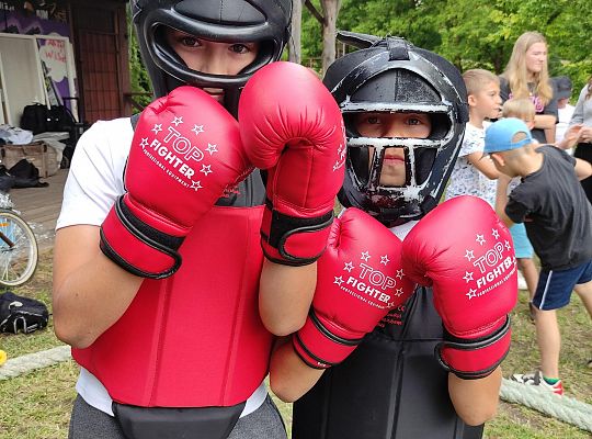 Półkolonie letnie z Kravvtrening – niezapomniana przygoda dla dzieci z Gostynina